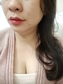 Girl Shy2000 online show from 01.19.26