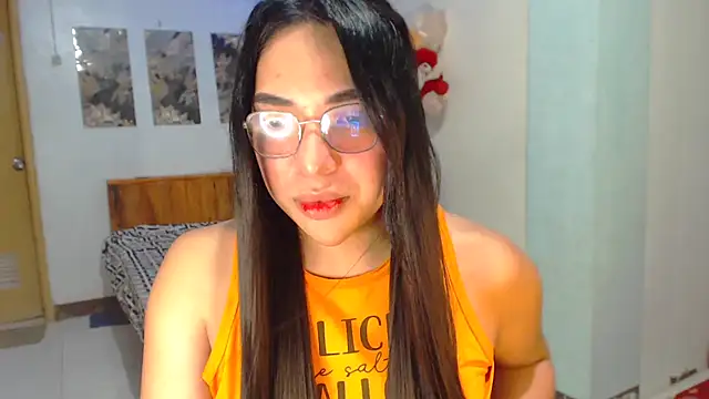 Snapshot of TopMistress1 chatting on 09.29.25 TopMistress1 online show from 09.29.25