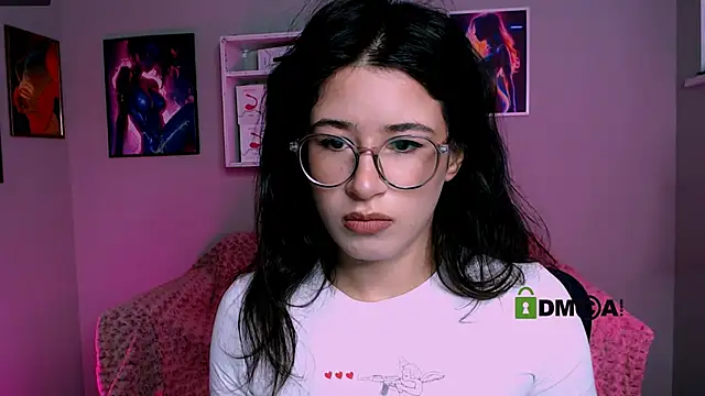 Snapshot of lia_make_love chatting on 10.14.25 lia make love online show from 10.14.25