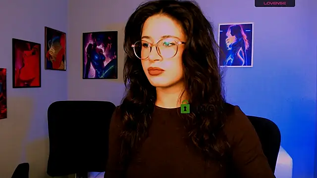 Snapshot of lia_make_love chatting on 10.15.25 lia make love online show from 10.15.25