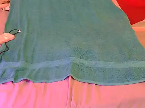 Snapshot of Horny-Alicia chatting on 11.12.25 Horny-Alicia online show from 11.12.25