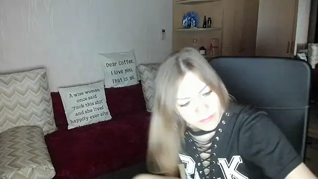 Tiffany Bates online show from 01.14.26