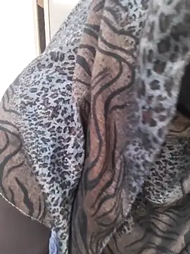 Miss Rose   online show from 04.30.26