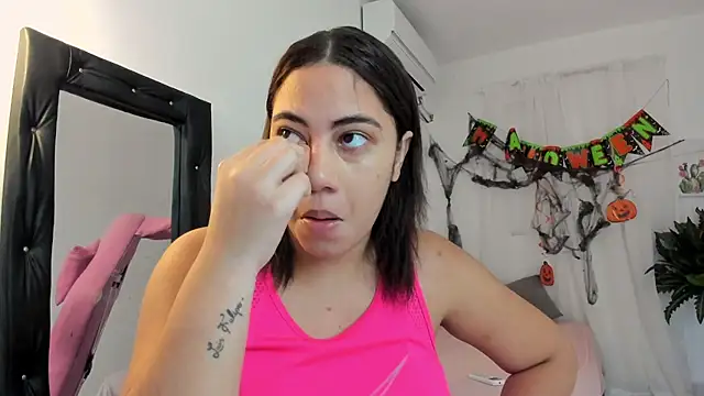 Snapshot of vanelope_smith chatting on 10.27.25 vanelope smith online show from 10.27.25