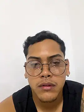 Snapshot of AaronMars_ chatting on 10.10.25 AaronMars  online show from 10.10.25
