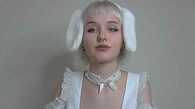 Snapshot of Paradoxy_ chatting on 10.07.25 Paradoxy  online show from 10.07.25