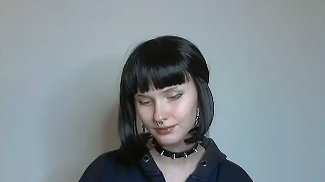 Snapshot of Paradoxy_ chatting on 10.22.25 Paradoxy  online show from 10.22.25