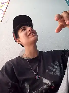 Owen tomboy online show from 10.23.25