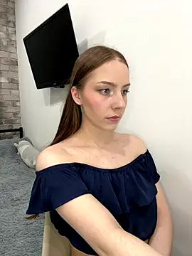 Im Regina online show from 10.31.25