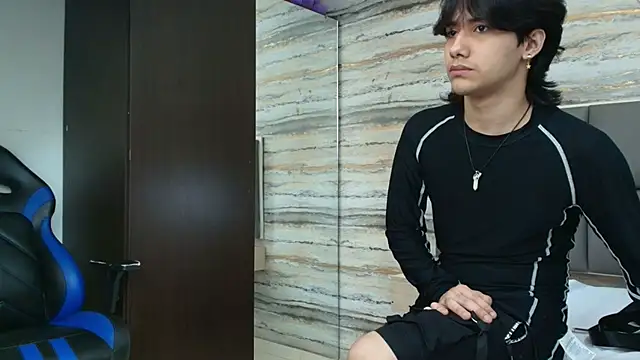 Lovers 21 online show from 04.03.26