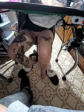 Snapshot of candymaxxx chatting on 11.20.25 candymaxxx online show from 11.20.25