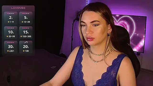 Snapshot of MissMaya__ chatting on 10.09.25 MissMaya   online show from 10.09.25