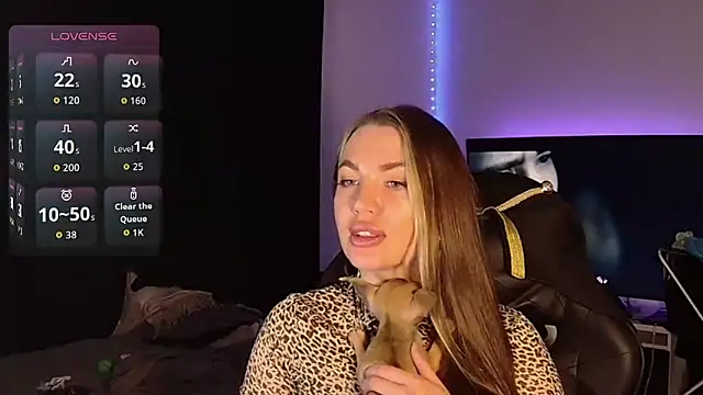 Snapshot of MissMaya__ chatting on 10.20.25 MissMaya   online show from 10.20.25