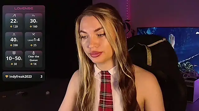 Snapshot of MissMaya__ chatting on 10.21.25 MissMaya   online show from 10.21.25