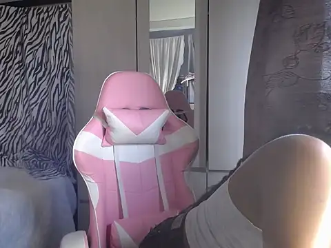 Nahomyyy online show from 02.11.26