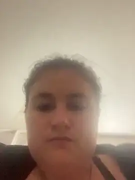 Snapshot of BuzzBunni69 chatting on 10.26.25 BuzzBunni69 online show from 10.26.25