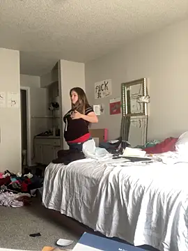 Snapshot of BuzzBunni69 chatting on 11.09.25 BuzzBunni69 online show from 11.09.25