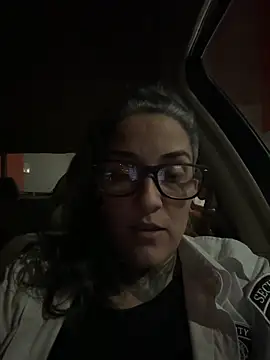 Snapshot of inkdmagz chatting on 09.26.25 inkdmagz online show from 09.26.25