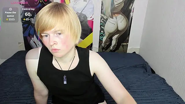 Snapshot of Cattie_w_ chatting on 10.09.25 Cattie w  online show from 10.09.25