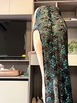 Snapshot of POS001 chatting on 01.16.26 POS001 online show from 01.16.26