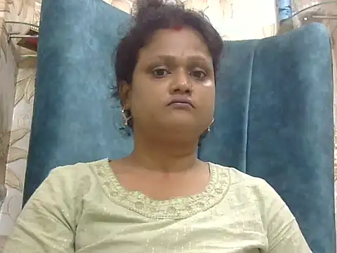 Snapshot of aarohee9 chatting on 11.09.25 aarohee9 online show from 11.09.25