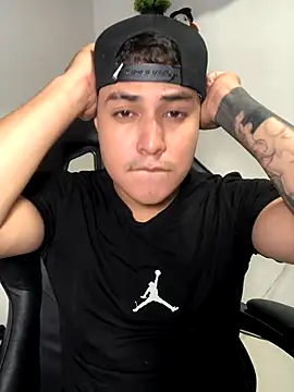 loki32men online show from 10.31.25