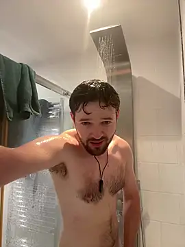 Snapshot of Jasonsnzuk chatting on 10.22.25 Jasonsnzuk online show from 10.22.25