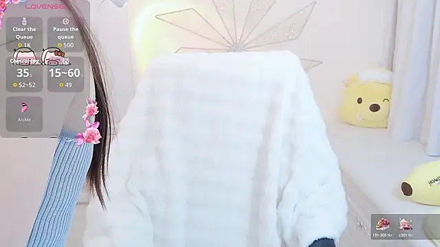 Snapshot of Coco-Di chatting on 10.22.25 Coco-Di online show from 10.22.25
