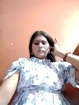 Snapshot of Sapna__wq1 chatting on 10.04.25 Sapna  wq1 online show from 10.04.25