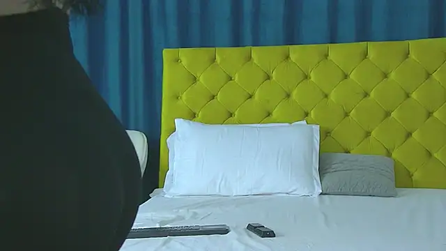 Snapshot of RubyHills chatting on 02.07.26 RubyHills online show from 02.07.26