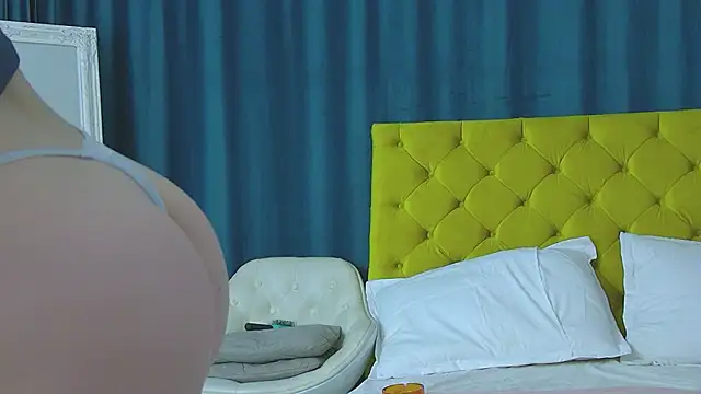 Snapshot of RubyHills chatting on 03.03.26 RubyHills online show from 03.03.26