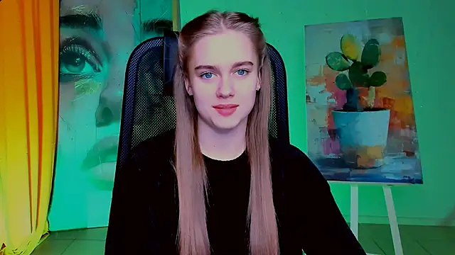 JuneWoods online show from 04.09.26