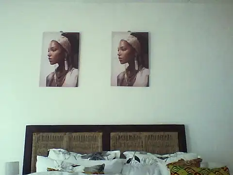 Blacksashaxx online show from 10.30.25