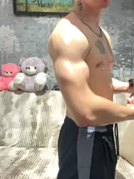 KirilStella online show from 10.17.25