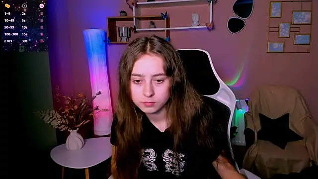 Snapshot of rebecca_smile chatting on 11.07.25 rebecca smile online show from 11.07.25