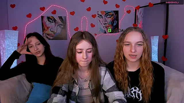 Snapshot of rebecca_smile chatting on 02.12.26 rebecca smile online show from 02.12.26