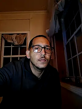 ThrowedWorldWide online show from 11.24.25