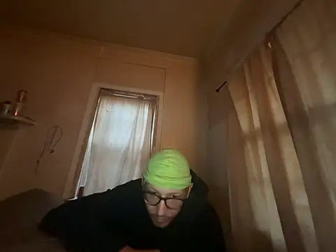 ThrowedWorldWide online show from 12.16.25