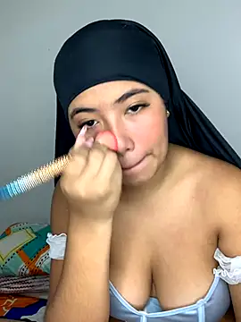 Snapshot of Samara__Amir chatting on 10.22.25 Samara  Amir online show from 10.22.25