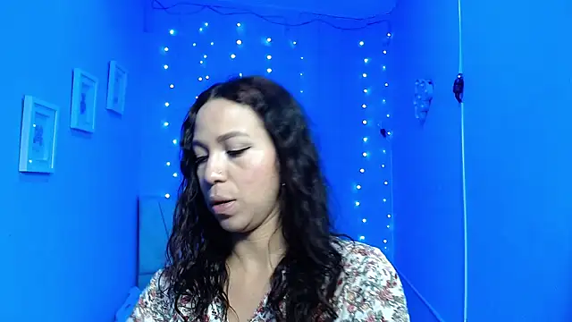 mIley 011 online show from 10.22.25