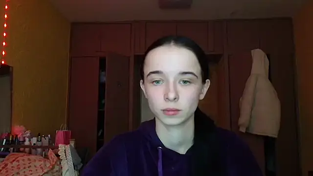 Emilia Light online show from 03.02.26