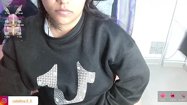 Snapshot of Sharit_latina777 chatting on 10.14.25 Sharit latina777 online show from 10.14.25