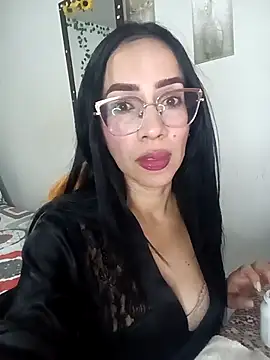 YaraDuartee online show from 03.13.26