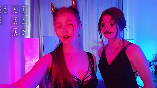 TwixieGuo online show from 10.31.25