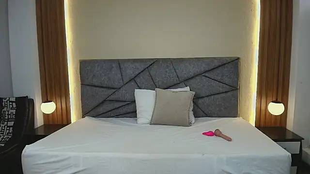 GabySweett  online show from 03.25.26