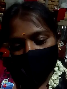 Snapshot of Tamil_Hot_Sandy chatting on 10.08.25 Tamil Hot Sandy online show from 10.08.25