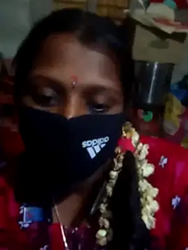 Snapshot of Tamil_Hot_Sandy chatting on 10.16.25 Tamil Hot Sandy online show from 10.16.25