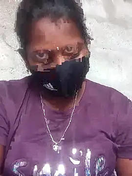 Snapshot of Tamil_Hot_Sandy chatting on 10.27.25 Tamil Hot Sandy online show from 10.27.25