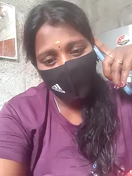 Snapshot of Tamil_Hot_Sandy chatting on 11.11.25 Tamil Hot Sandy online show from 11.11.25