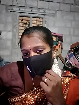 Tamil Hot Sandy online show from 11.17.25